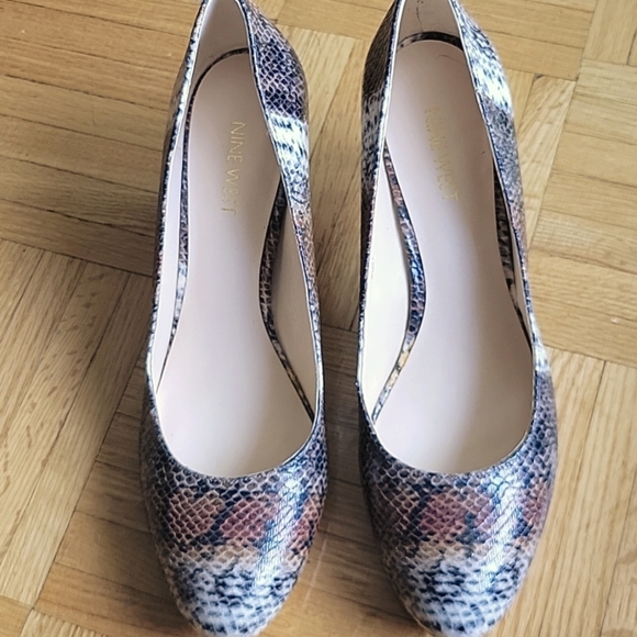 PRICE DROP
NINE WEST Snakeskin Print High Heels 8.5 - Picture 3 of 5